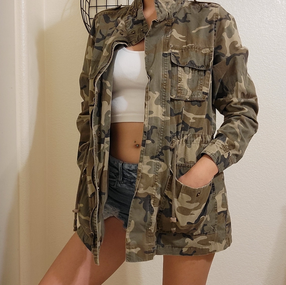 Vintage Camouflage Military Style Jacket